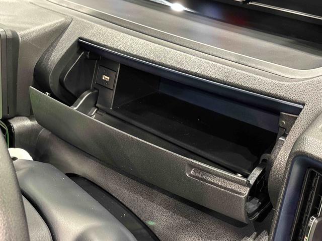タントカスタムＸ　運転席・助手席シートヒーター　キーフリーシステム純正ナビ装着用アップグレードパック　両側電動スライドドア　電動パーキングブレーキ＋オートホールドブレーキ機能　オートライト（広島県）の中古車