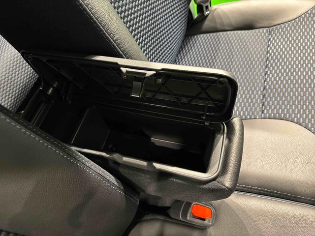 タントカスタムＸ　運転席・助手席シートヒーター　キーフリーシステム純正ナビ装着用アップグレードパック　両側電動スライドドア　電動パーキングブレーキ＋オートホールドブレーキ機能　オートライト（広島県）の中古車