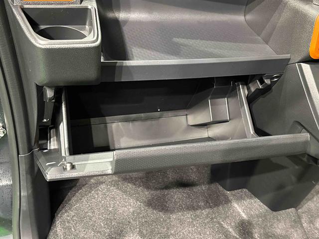 タントファンクロスターボ　バックカメラ付　電動パーキングブレーキＬＥＤオートライト　パワースライドドアウェルカムオープン機能　オート電動格納式ドアミラー　助手席ロングスライド　助手席イージークローザー　アルミホイール　キーフリーシステム（広島県）の中古車
