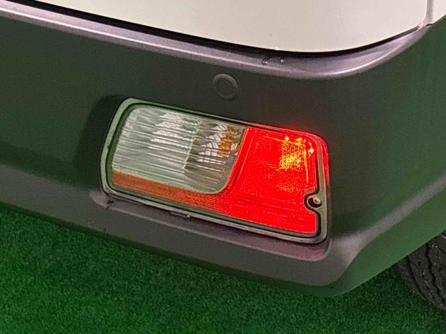 ハイゼットカーゴＤＸ　４ＷＤ　マニュアルエアコン　ＡＭ／ＦＭラジオハロゲンヘッドランプ　トップシェイドガラス　コーナーセンサー　オーバーヘッドシェルフ　フロントドアパワーウインドウ　キーレスエントリー　ＡＭ／ＦＭラジオ　テンパータイヤ　スチールホイール（広島県）の中古車