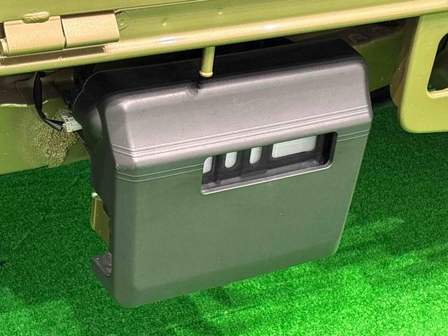ハイゼットトラックスタンダードSAIIIt CDチューナー 4WDLEDヘッドランプ トップシェイドガラス 運転席SRSエアバック バックソナー 電動式パワーステアリング AM/FMラジオ あゆみ板掛けテールゲート VSC&TRC(広島県)の中古車