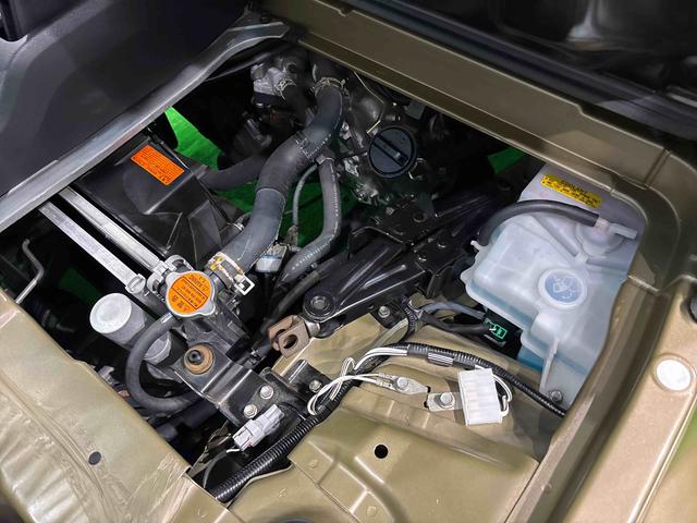 ハイゼットトラックスタンダードSAIIIt CDチューナー 4WDLEDヘッドランプ トップシェイドガラス 運転席SRSエアバック バックソナー 電動式パワーステアリング AM/FMラジオ あゆみ板掛けテールゲート VSC&TRC(広島県)の中古車