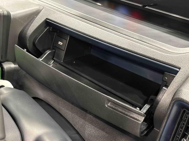 タントカスタムＲＳ　バックモニター対応　電動パーキングブレーキＬＥＤオートライト　パワースライドドアウェルカムオープン機能　オート電動格納式ドアミラー　助手席ロングスライド　助手席イージークローザー　アルミホイール　キーフリーシステム（広島県）の中古車