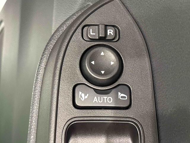 タントカスタムRS キーフリーシステム 運転席助手席シートヒーターLEDオートライト パワースライドドアウェルカムオープン機能 オート電動格納式ドアミラー 助手席ロングスライド 助手席イージークローザー アルミホイール プッシュボタンスタート ステアリングスイッチ(広島県)の中古車