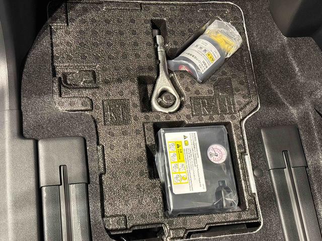 タントカスタムRS キーフリーシステム 運転席助手席シートヒーターLEDオートライト パワースライドドアウェルカムオープン機能 オート電動格納式ドアミラー 助手席ロングスライド 助手席イージークローザー アルミホイール プッシュボタンスタート ステアリングスイッチ(広島県)の中古車