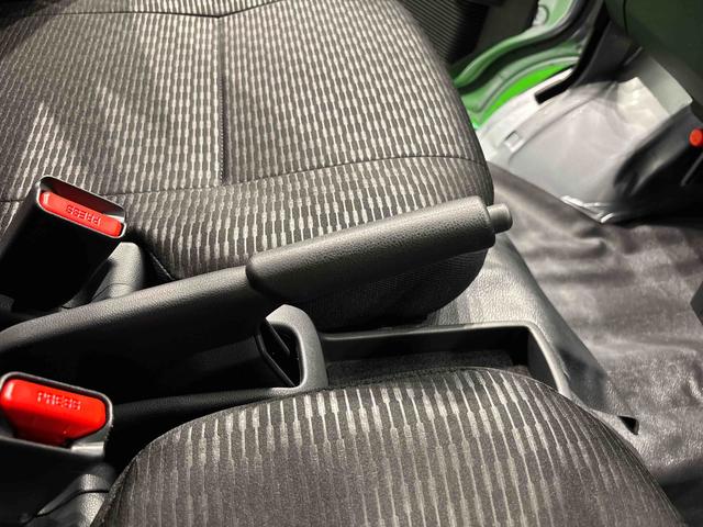 ハイゼットカーゴＤＸ　４ＷＤ　ＣＶＴ（広島県）の中古車