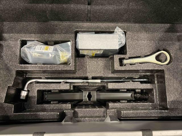 タフトGターボ クロムベンチャー ザウルス仕様 ナビ ACCスカイフィールトップ クロムパック メッキパック シルバーアンダーガーニッシュ インテリアアクセント LEDオートハイビーム&フォグランプ 電動パーキングブレーキ シートヒーター アルミホイール(広島県)の中古車