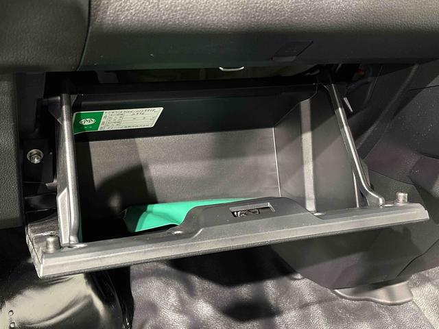 ハイゼットカーゴDX 4WD リアヒーター AM/FMラジオハロゲンヘッドランプ トップシェイドガラス コーナーセンサー オーバーヘッドシェルフ フロントドアパワーウインドウ キーレスエントリー AM/FMラジオ テンパータイヤ スチールホイール(広島県)の中古車