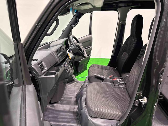 ハイゼットカーゴDX 4WD リアヒーター AM/FMラジオハロゲンヘッドランプ トップシェイドガラス コーナーセンサー オーバーヘッドシェルフ フロントドアパワーウインドウ キーレスエントリー AM/FMラジオ テンパータイヤ スチールホイール(広島県)の中古車