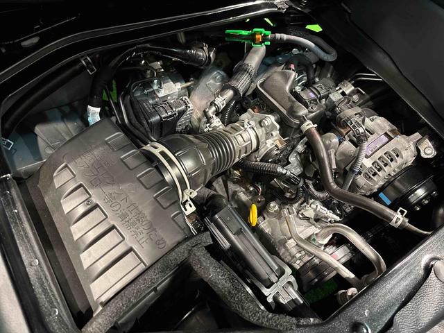 ハイゼットカーゴDX 4WD リアヒーター AM/FMラジオハロゲンヘッドランプ トップシェイドガラス コーナーセンサー オーバーヘッドシェルフ フロントドアパワーウインドウ キーレスエントリー AM/FMラジオ テンパータイヤ スチールホイール(広島県)の中古車