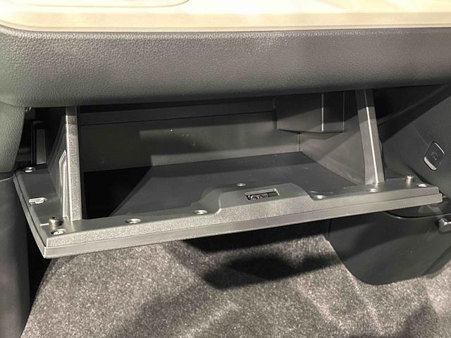 ムーヴキャンバスストライプスＧ　令和７年式　人気のツートンカラー入荷ＬＥＤオートライト・フォグランプ　電動パーキングブレーキ　プッシュボタンスタート　セキュリティアラーム　バックカメラ　両側パワースライドドアウエルカムオープン機能　オート電動格納式ドアミラー（広島県）の中古車