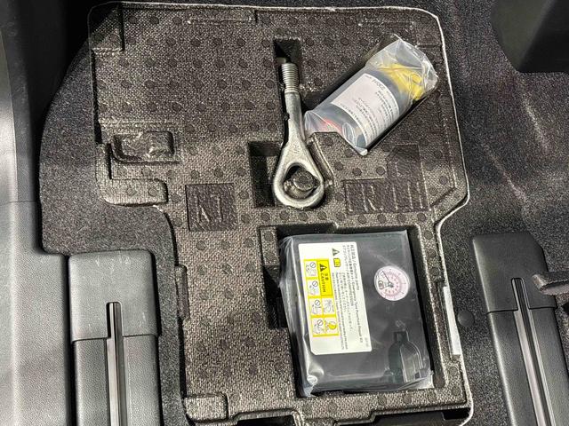 タントＸＬＥＤオートライト　パワースライドドアウェルカムオープン機能　運転席ロングスライドシ−ト　助手席ロングスライド　助手席イージークローザー　　セキュリティアラーム　キーフリーシステム（広島県）の中古車