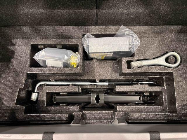 タフトGターボ クロムベンチャー ナビ ETC2.0 ドラレコスカイフィールトップ クロムパック メッキパック シルバーアンダーガーニッシュ インテリアアクセント LEDオートライト&フォグランプ 電動パーキングブレーキ バックカメラ アルミホイール(広島県)の中古車