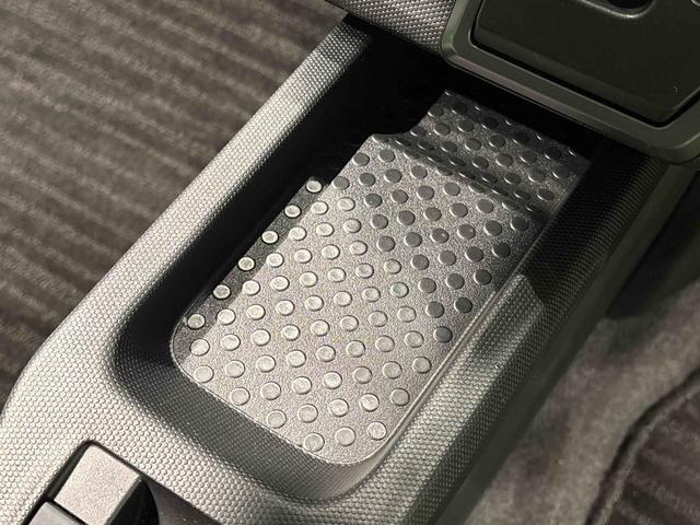 タフトGターボ クロムベンチャー 全車速追従機能付ACC純正ナビ装着用アップグレードパック 純正ナビゲーション ETC 運転席・助手席シートヒーター 電動パーキングブレーキ+オートホールドブレーキ機能 キーフリーシステム(広島県)の中古車