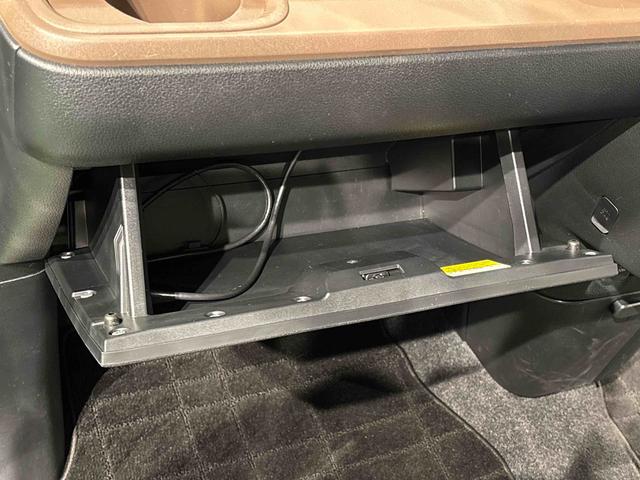 ムーヴキャンバスセオリーG ナビ ETC ドラレコ バックモニター対応カメラLEDオートライト・フォグランプ 電動パーキングブレーキ プッシュボタンスタート セキュリティアラーム バックカメラ 両側パワースライドドアウエルカムオープン機能 オート電動格納式ドアミラー(広島県)の中古車