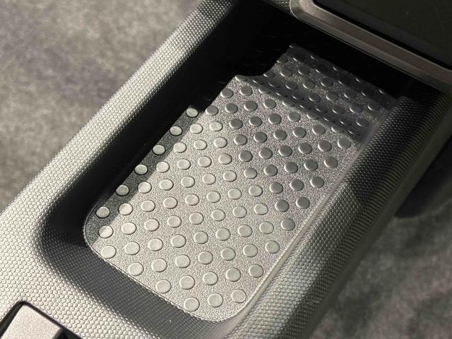 タフトGターボ ダーククロムベンチャースカイフィールトップ ダーククロムパック メッキパック シルバーアンダーガーニッシュ インテリアアクセント LEDオートハイビーム&フォグランプ 電動パーキングブレーキ バックカメラ アルミホイール(広島県)の中古車