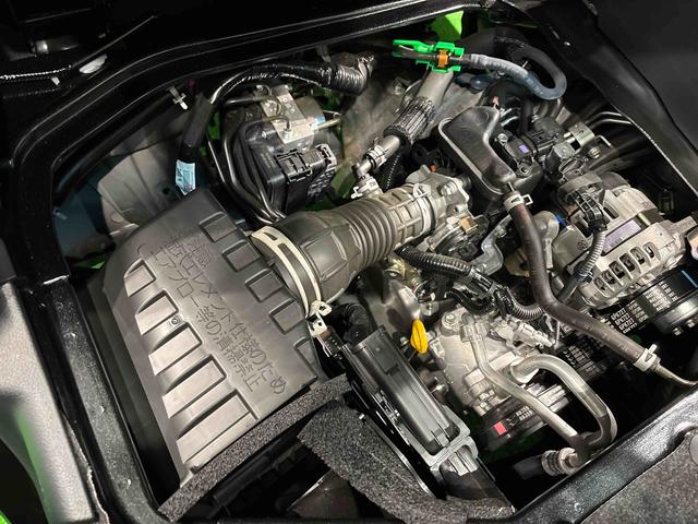 ハイゼットカーゴクルーズLEDヘッドランプ 電動格納式カラードドアミラー トップシェイドガラス 荷室LEDランプ 乗降グリップ 12インチフルホイールキャップ コーナーセンサー キーレスエントリー テンパータイヤ(広島県)の中古車