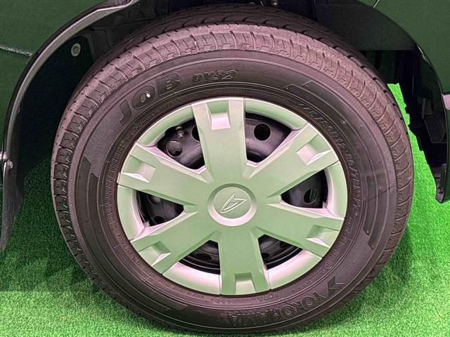 ハイゼットカーゴクルーズLEDヘッドランプ 電動格納式カラードドアミラー トップシェイドガラス 荷室LEDランプ 乗降グリップ 12インチフルホイールキャップ コーナーセンサー キーレスエントリー テンパータイヤ(広島県)の中古車
