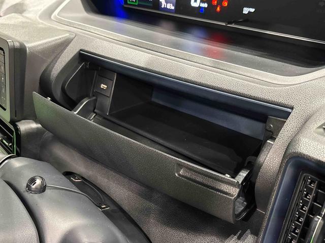 タントカスタムＸ　４ＷＤ　ナビ　ドラレコ　ＥＴＣ　バックカメラＬＥＤオートライト　パワースライドドアウェルカムオープン機能　オート電動格納式ドアミラー　助手席ロングスライド　助手席イージークローザー　運転席助手席シートヒーター　アルミホイール　ＬＥＤフォグランプ（広島県）の中古車
