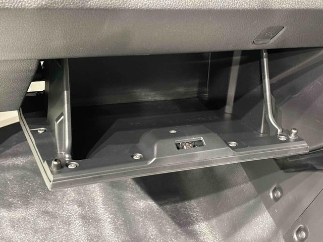 ハイゼットトラックスタンダード　４ＷＤ　５ＭＴ　省力パック　キーフリー衝突警報機能　衝突回避支援ブレーキ　車線逸脱警報機能　オートハイビーム　標識認識機能　誤発進抑制制御機能　先行車発進お知らせ機能　プッシュスタート　キーフリー　エアコン　５ＭＴ　コーナーセンサー（広島県）の中古車