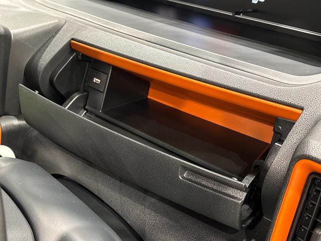 タントファンクロス 令和7年式LEDオートライト パワースライドドアウェルカムオープン機能 電動パーキングブレーキ 運転席助手席シートヒーター アルミホイール キーフリーシステム オート電動格納式ドアミラー(広島県)の中古車