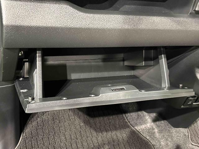 ムーヴX 両側スライド片側電動スライドドア キーフリーシステム純正ナビ装着用アップグレードパック オートライト 運転席シートリフター チルトステアリング LEDヘッドランプ(広島県)の中古車