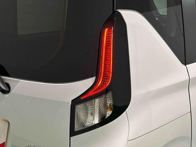 ムーヴＲＳ　両側パワースライドドア　バックモニター対応ＬＥＤオートハイビーム・フォグランプ　運転席シートヒーター　アルミホイール　オートライト　プッシュボタンスタート　セキュリティアラーム　衝突警報機能　衝突回避支援ブレーキ（広島県）の中古車
