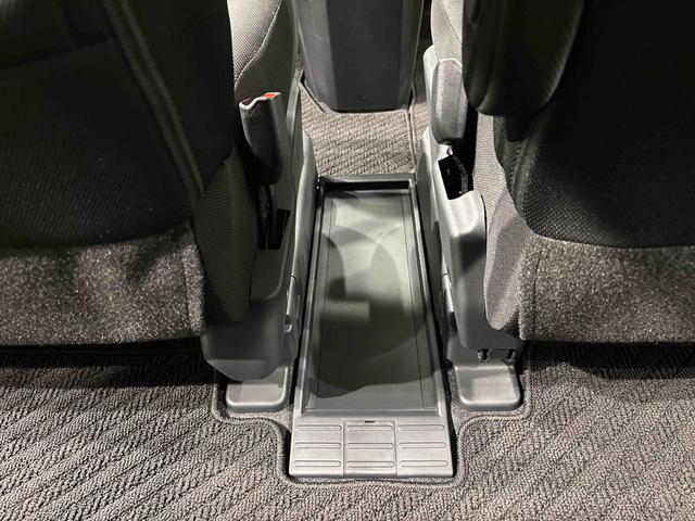 トールカスタムＧ　９インチディスプレイオーディオ　オートクルーズＬＥＤヘッドライト　アダプティブドライビングビーム　オートライト　オートエアコン　ＬＥＤフォグランプ　純正９インチディスプレイオーディオ　ＨＤＭＩ端子　ＵＳＢ端子　追従型オートクルーズ　電動パーキング（広島県）の中古車