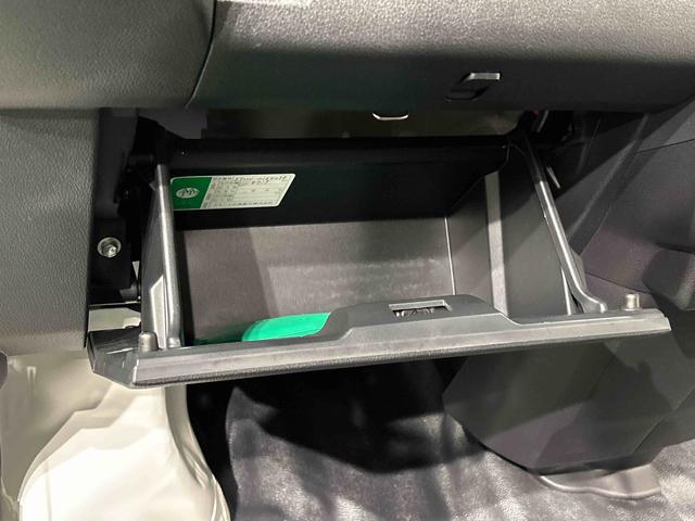 ハイゼットカーゴＤＸ　令和７年式　保証ありキーレスエントリー　マニュアルエアコン　運転席・助手席パワーウインドウ　オートライト　ハンド式サイドブレーキ　ハロゲンヘッドライト　アイドリングストップ機能　　　テンパータイヤ（広島県）の中古車