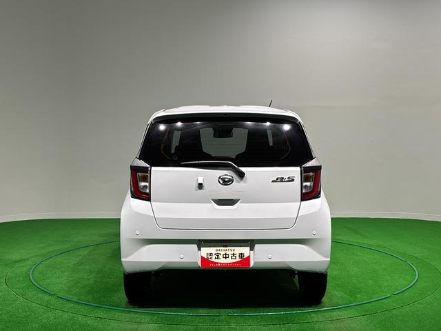 ミライースＸ　ＳＡIII　ＬＥＤヘッドライト　マニュアルエアコンセキュリティアラーム　１４インチフルホイールキャップ　キーレスエントリー　電動格納式ドアミラー　ショツピングフック　ＬＥＤヘッドライト（広島県）の中古車