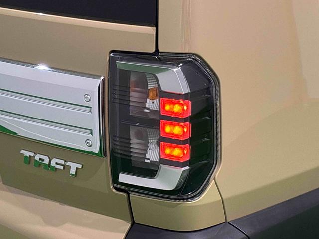 タフトG クロムベンチャー バックモニター 電動パーキングブレーキスカイフィールトップ クロムパック メッキパック シルバーアンダーガーニッシュ インテリアアクセント LEDオートライト&フォグランプ 電動パーキングブレーキ バックカメラ アルミホイール(広島県)の中古車