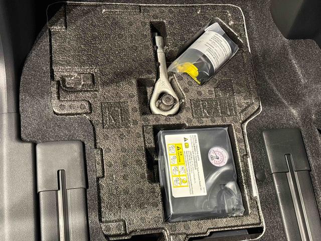 タントカスタムRS 令和7年式 保証ありLEDオートライト パワースライドドアウェルカムオープン機能 オート電動格納式ドアミラー 助手席ロングスライド 助手席イージークローザー アルミホイール キーフリーシステム(広島県)の中古車
