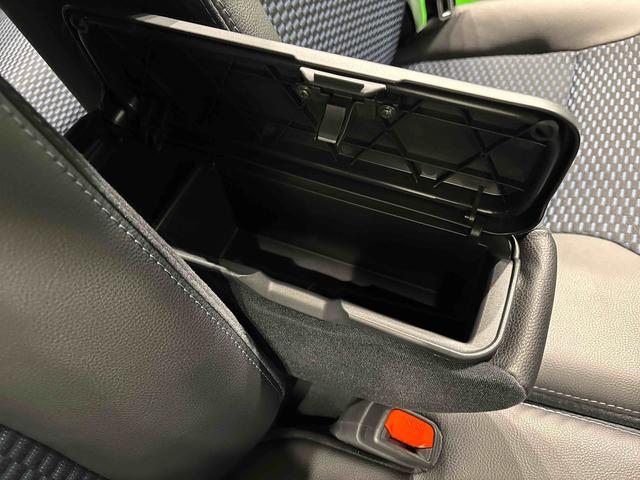 タントカスタムRS バックモニター ナビ ETC車載器アイドリングストップレス LEDオートライト パワースライドドアウェルカムオープン機能 オート電動格納式ドアミラー 助手席ロングスライド 助手席イージークローザー アルミホイール キーフリーシステム(広島県)の中古車