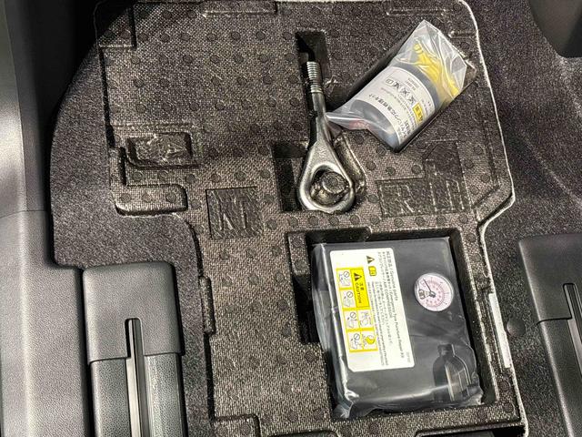 タントファンクロス バックモニター対応 電動パーキングブレーキLEDオートライト パワースライドドアウェルカムオープン機能 電動格納式ドアミラー 助手席ロングスライド 助手席イージークローザー セキュリティアラーム キーフリーシステム(広島県)の中古車