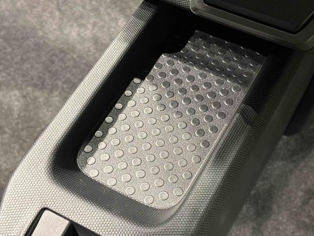 タフトG クロムベンチャー 未走行車 保証継承スカイフィールトップ クロムパック メッキパック シルバーアンダーガーニッシュ インテリアアクセント LEDオートライト&フォグランプ 電動パーキングブレーキ バックカメラ アルミホイール(広島県)の中古車