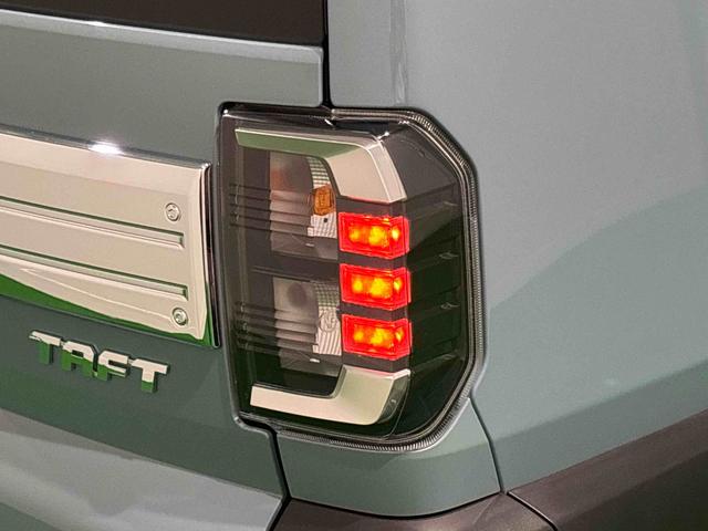 タフトG クロムベンチャー 未走行車 保証継承スカイフィールトップ クロムパック メッキパック シルバーアンダーガーニッシュ インテリアアクセント LEDオートライト&フォグランプ 電動パーキングブレーキ バックカメラ アルミホイール(広島県)の中古車