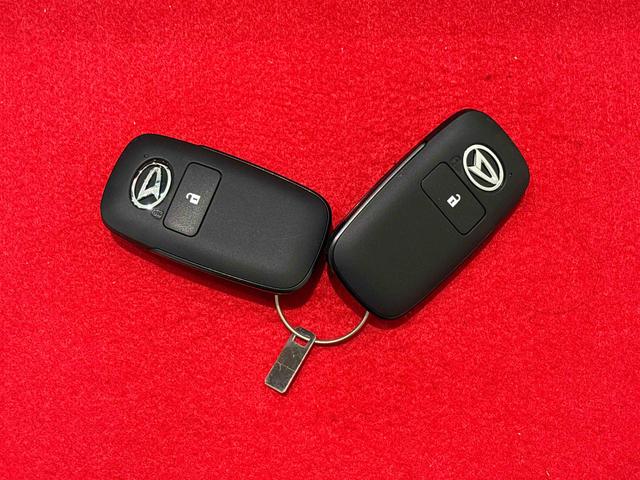 タフトG クロムベンチャー 未走行車 保証継承スカイフィールトップ クロムパック メッキパック シルバーアンダーガーニッシュ インテリアアクセント LEDオートライト&フォグランプ 電動パーキングブレーキ バックカメラ アルミホイール(広島県)の中古車