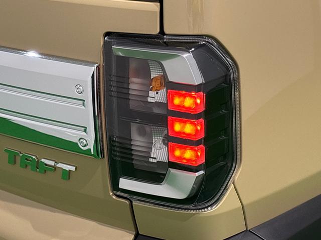 タフトGターボ クロムベンチャー バックモニター シートヒータースカイフィールトップ クロムパック メッキパック シルバーアンダーガーニッシュ インテリアアクセント LEDオートハイビーム&フォグランプ 電動パーキングブレーキ バックカメラ アルミホイール(広島県)の中古車