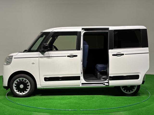ムーヴキャンバスセオリーGターボ 4WD 9インチディスプレイオーディオLEDヘッドランプ・フォグランプ 電動パーキングブレーキ プッシュボタンスタート セキュリティアラーム バックカメラ 両側パワースライドドアウエルカムオープン機能 オート電動格納式ドアミラー(広島県)の中古車