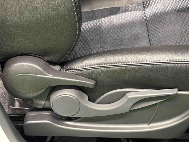 タントカスタムRSLEDオートライト パワースライドドアウェルカムオープン機能 オート電動格納式ドアミラー 助手席ロングスライド 助手席イージークローザー アルミホイール キーフリーシステム(広島県)の中古車