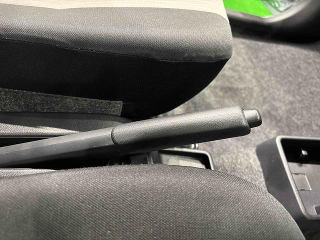 ミライースX SAIII バックモニター対応カメラ LEDヘッドランプLEDヘッドランプ セキュリティアラーム コーナーセンサー 14インチフルホイールキャップ キーレスエントリー 電動格納式ドアミラー ショツピングフック マニュアルエアコン(広島県)の中古車