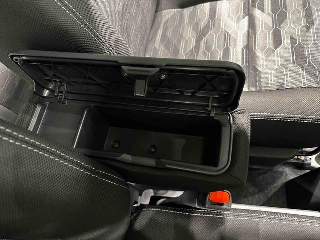 タフトG クロムベンチャー バックカメラ付 全車速追従機能付ACCスカイフィールトップ LEDオートライト オートハイビーム フロントフォグランプ 運転席/助手席シートヒーター プッシュボタンスタート キーフリーシステム 電動パーキングブレーキ アルミホイール(広島県)の中古車