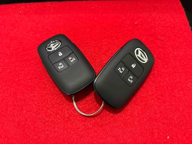 タントカスタムRS 令和7年式 保証付きLEDオートライト パワースライドドアウェルカムオープン機能 電動パーキングブレーキ 運転席助手席シートヒーター アルミホイール キーフリーシステム オート電動格納式ドアミラー(広島県)の中古車