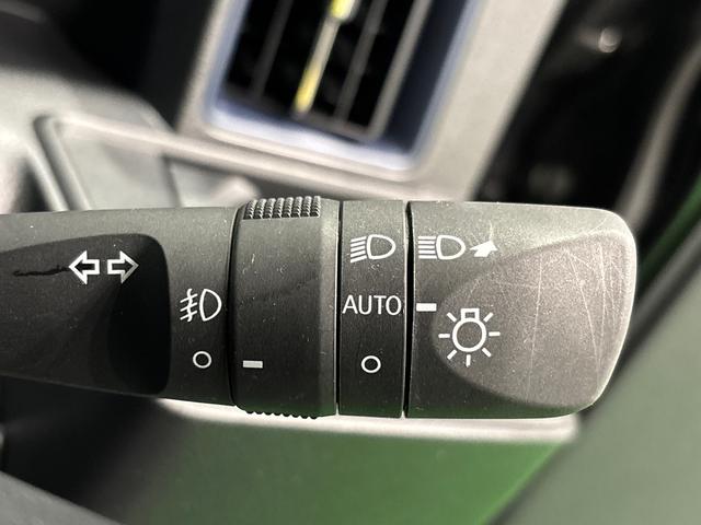 タントカスタムＲＳ　純正ナビ　バックモニター　シートヒーターＬＥＤオートライト　パワースライドドアウェルカムオープン機能　電動パーキングブレーキ　運転席助手席シートヒーター　アルミホイール　キーフリーシステム　　オート電動格納式ドアミラー（広島県）の中古車