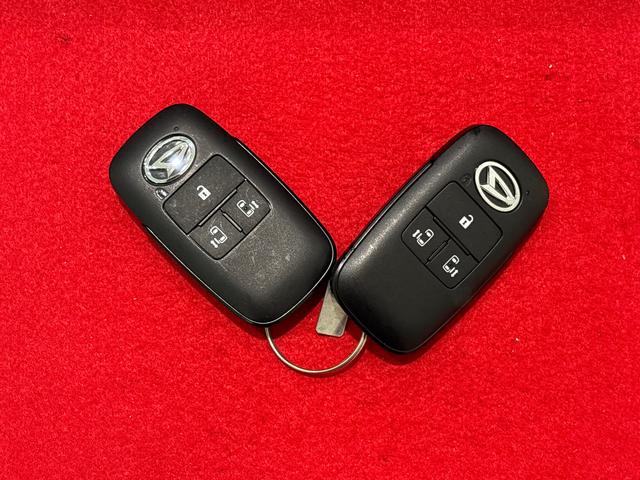 タントカスタムＲＳ　純正ナビ　バックモニター　シートヒーターＬＥＤオートライト　パワースライドドアウェルカムオープン機能　電動パーキングブレーキ　運転席助手席シートヒーター　アルミホイール　キーフリーシステム　　オート電動格納式ドアミラー（広島県）の中古車