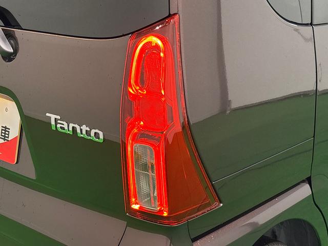 タントＸ　バックモニター　電動パーキングブレーキ　シートヒーターＬＥＤオートライト　パワースライドドアウェルカムオープン機能　電動格納式ドアミラー　助手席ロングスライド　助手席イージークローザー　　セキュリティアラーム　キーフリーシステム（広島県）の中古車