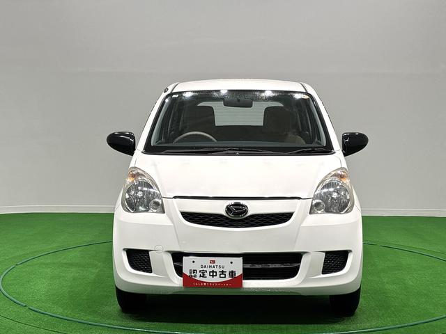 ミラXスペシャル キーレス マニュアルエアコン CDオーディオセキュリティーアラーム ショッピングフック スペアタイヤ 社外アルミホイール サンバイザー ドリンクホルダー ハロゲンヘッドランプ(広島県)の中古車