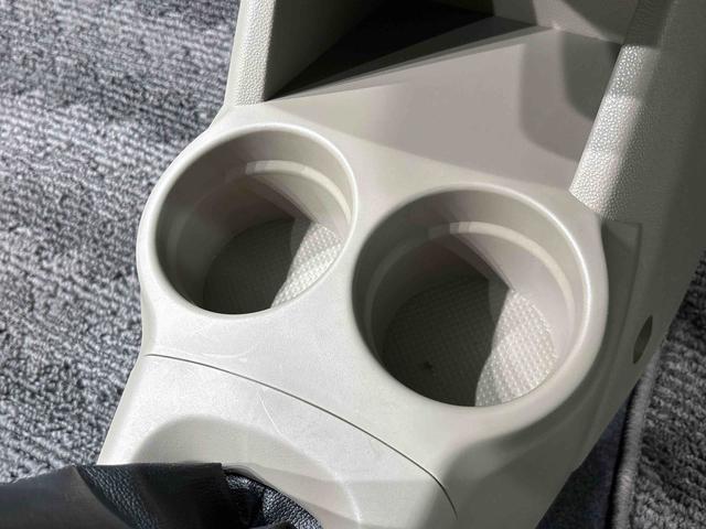 ミラXスペシャル キーレス マニュアルエアコン CDオーディオセキュリティーアラーム ショッピングフック スペアタイヤ 社外アルミホイール サンバイザー ドリンクホルダー ハロゲンヘッドランプ(広島県)の中古車