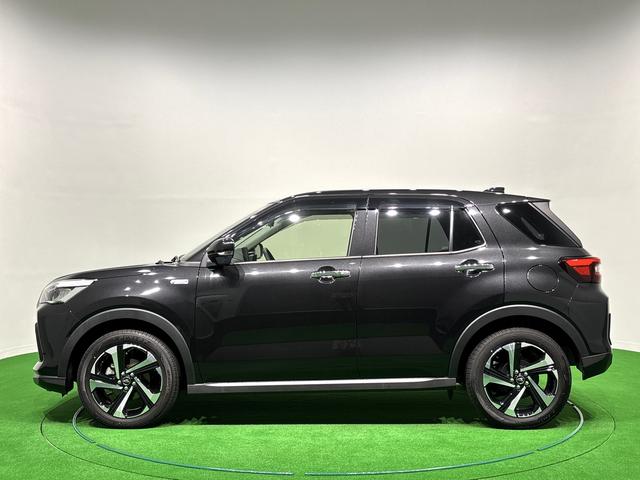 ロッキープレミアムＧ　ＨＥＶ　パノラマモニター対応　シートヒーターＬＥＤヘッドランプ・フォグランプ　全車速追従機能付アダプティブクルーズコントロール　レーンキープコントロール　ブラインドスポットモニター　１７インチアルミホイール　シートヒーター（広島県）の中古車