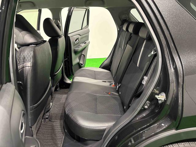 ロッキープレミアムＧ　ＨＥＶ　パノラマモニター対応　シートヒーターＬＥＤヘッドランプ・フォグランプ　全車速追従機能付アダプティブクルーズコントロール　レーンキープコントロール　ブラインドスポットモニター　１７インチアルミホイール　シートヒーター（広島県）の中古車